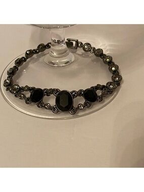 GIVENCHY BRACELET LINKS GUNMETAL COLOR BLACK GRAY FACETED CRYSTALS SIGNED